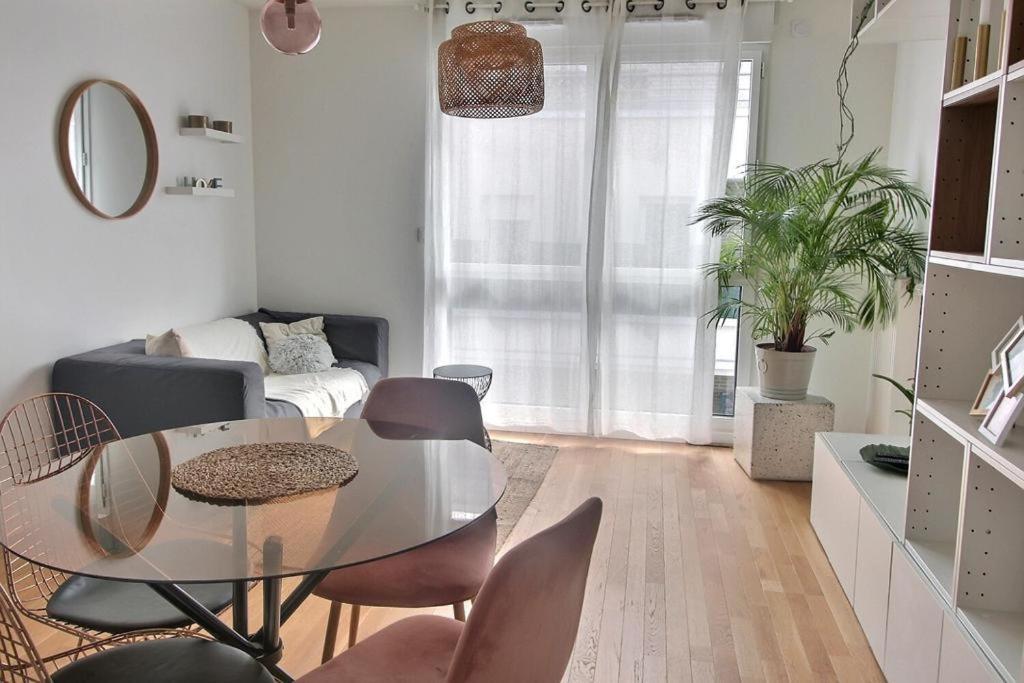 Le Toit Du Montvalerien Suresnes Apartment Luaran gambar